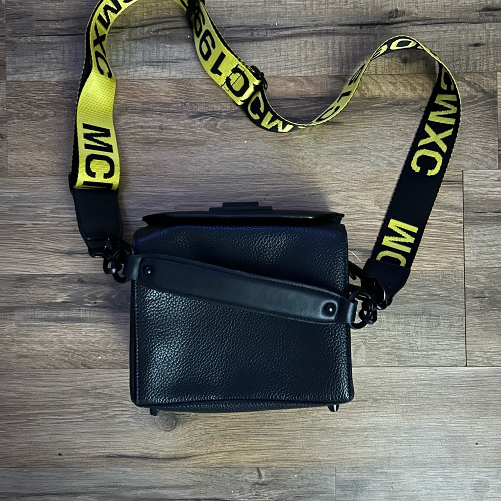 Steve Madden Bag - Picture 3 of 7